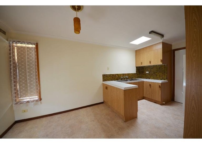 2 / 2 Croskell Street, Portland