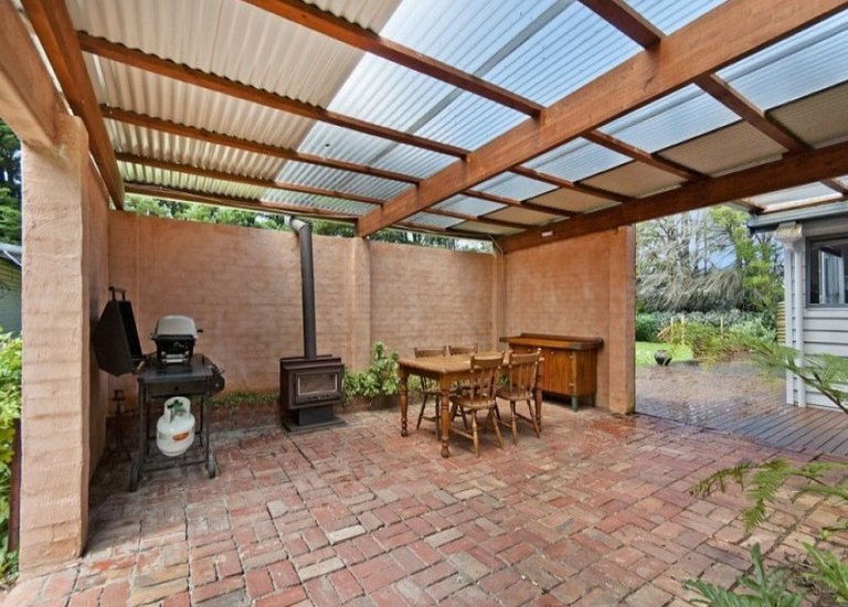 8729 Princes Highway, Portland