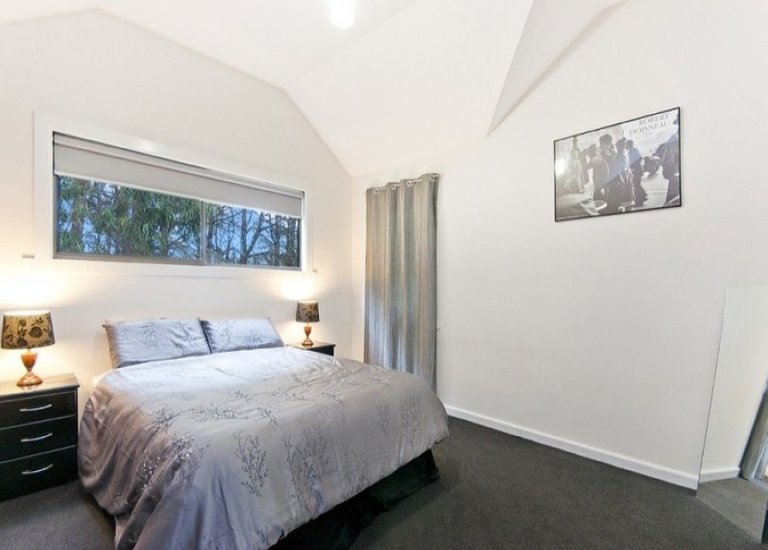 8729 Princes Highway, Portland