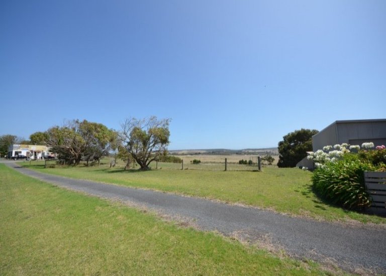 Lot 8, Windham Street, Narrawong