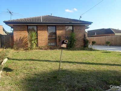 8 Pitman Court, Hampton Park