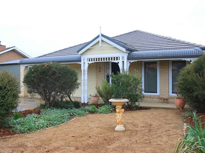 32 Playne Street, Heathcote