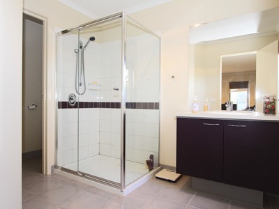 32 Playne Street, Heathcote