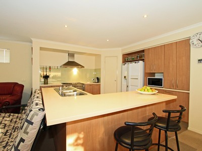 32 Playne Street, Heathcote
