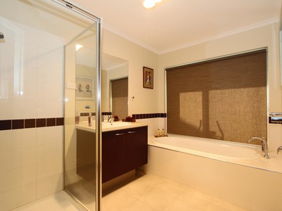 32 Playne Street, Heathcote