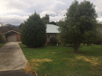 27 Tennyson Street, Woodend
