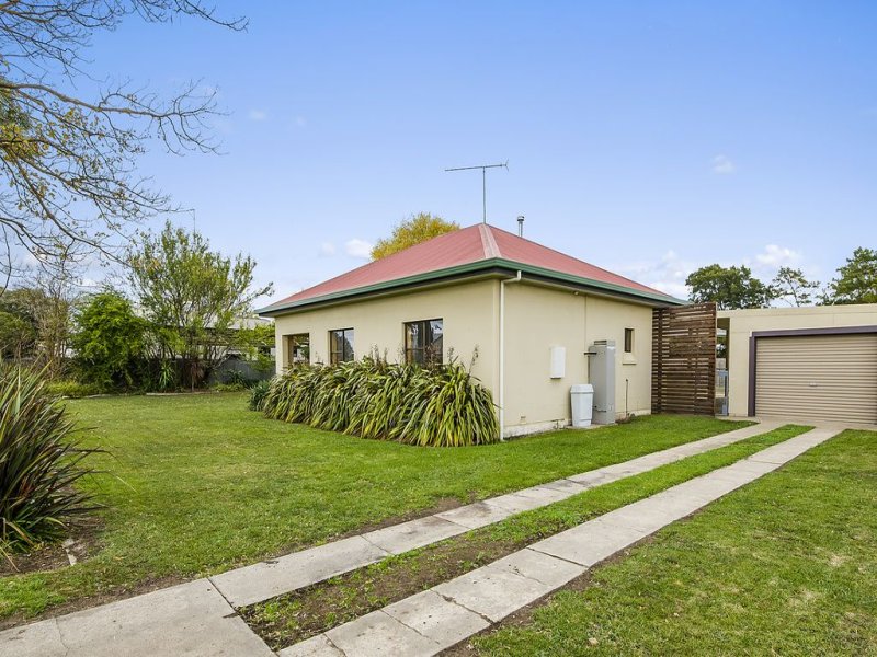 72 Sturt Street, Mount Gambier