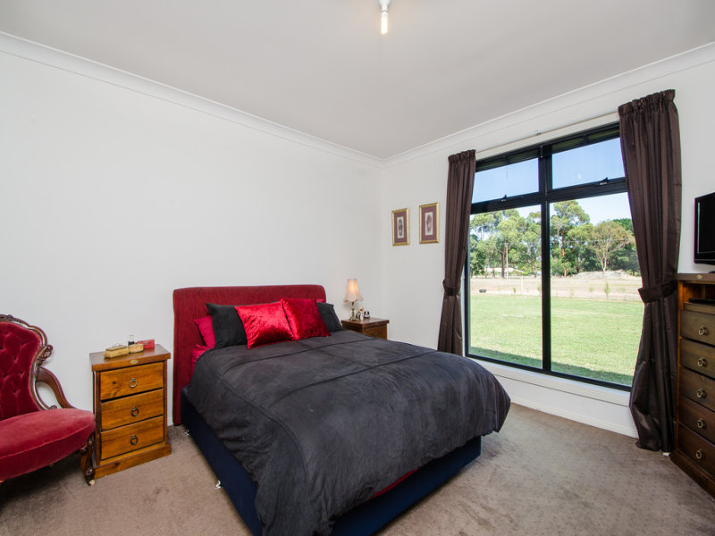 58A McMahon Road, Worrolong
