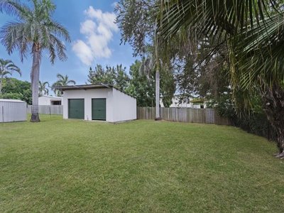 210 Howlett Street, Currajong