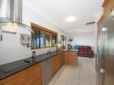 4 Stirling Drive, Castle Hill
