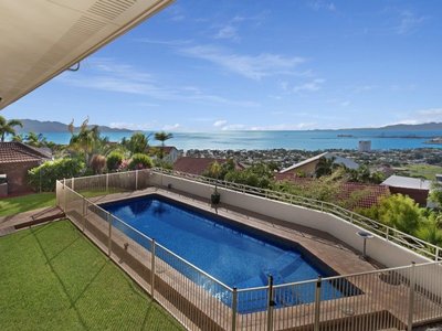 4 Stirling Drive, Castle Hill