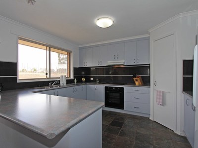 78 Meadows Lane, Heathcote