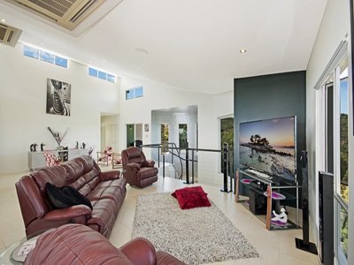 5 The Point, Castle Hill