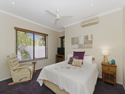 182 River Park Drive, Annandale