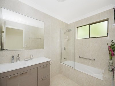 8 Isabella Court,, Cranbrook