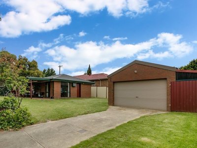 4 Sarah Place, Hampton Park