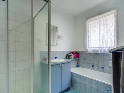 4 Sarah Place, Hampton Park
