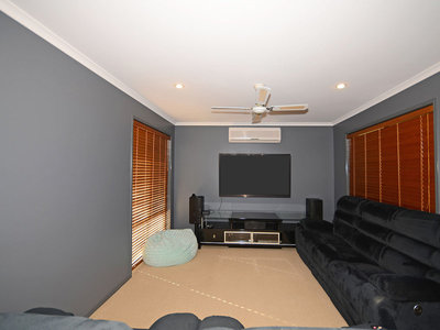 20 BAUNFIEND COURT, Urraween