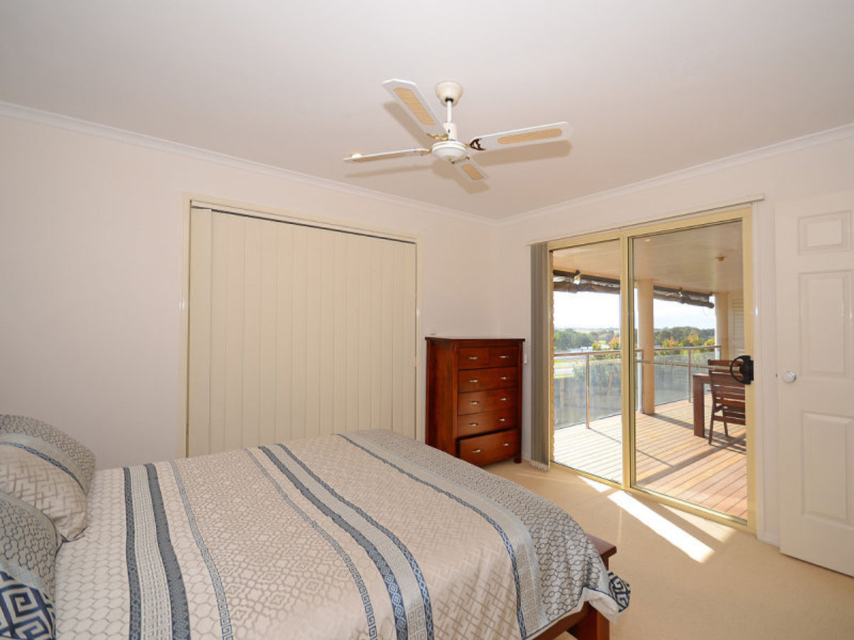 20 BAUNFIEND COURT, Urraween