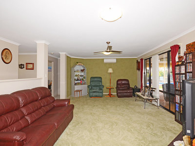 25 Golf Crescent, Craignish