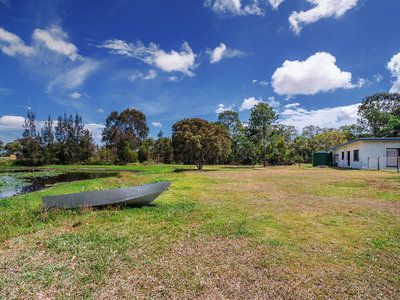 8 DONALDSON ROAD, Booral