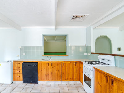 8 DONALDSON ROAD, Booral