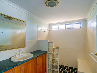 8 DONALDSON ROAD, Booral