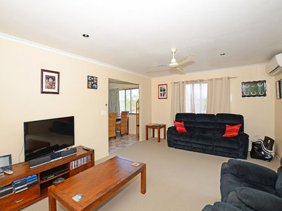 7 RODERICK COURT, Sunshine Acres