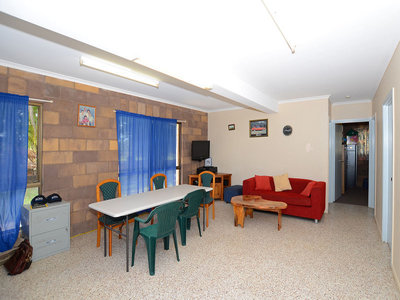 7 RODERICK COURT, Sunshine Acres
