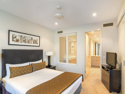 207 / 468 ESPLANADE, Torquay