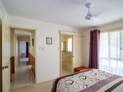8 Faye Avenue, Scarness