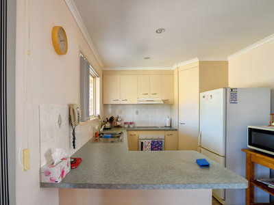 5 KIRTON ROAD, Point Vernon