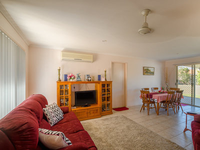 5 KIRTON ROAD, Point Vernon