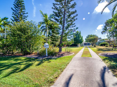 14-16 ORCHID AVE, Urangan