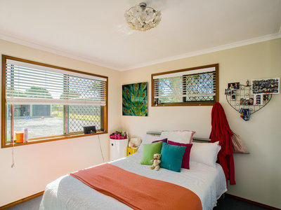 14-16 ORCHID AVE, Urangan