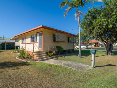 12 HANSEN STREET, Urangan