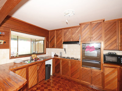 374 Boat Harbour Dr, Scarness