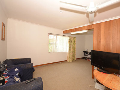 374 Boat Harbour Dr, Scarness