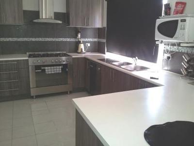 39 Edeys Run, Hampton Park
