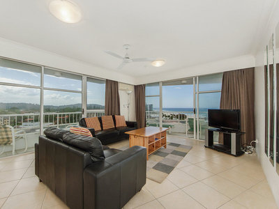 Level FL6 / 2 19th avenue, Palm Beach