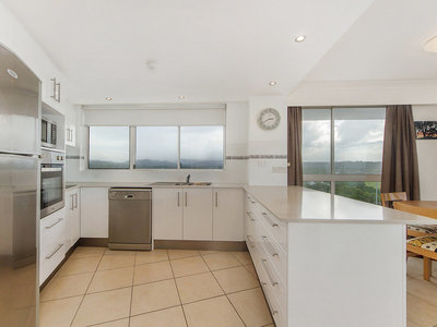 Level FL6 / 2 19th avenue, Palm Beach