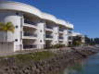 10 / 18 Sir Leslie Thiess Drive, Townsville City