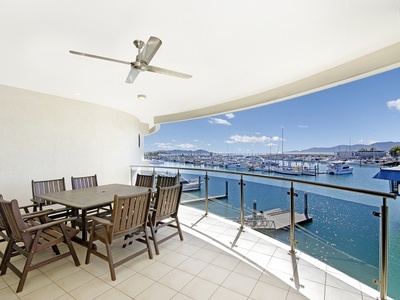 10 / 18 Sir Leslie Thiess Drive, Townsville City