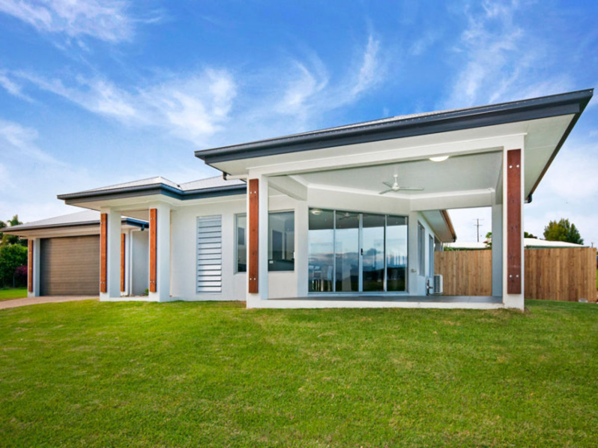 12 Robertson Close, Atherton