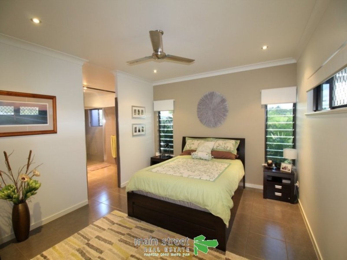 17 Wensley Avenue, Yungaburra