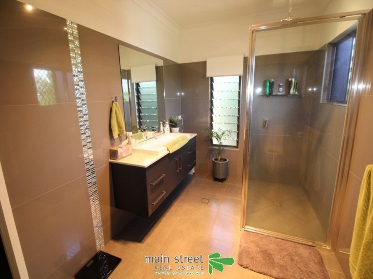 17 Wensley Avenue, Yungaburra