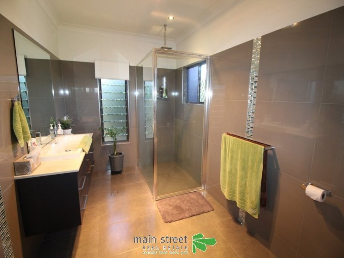 17 Wensley Avenue, Yungaburra