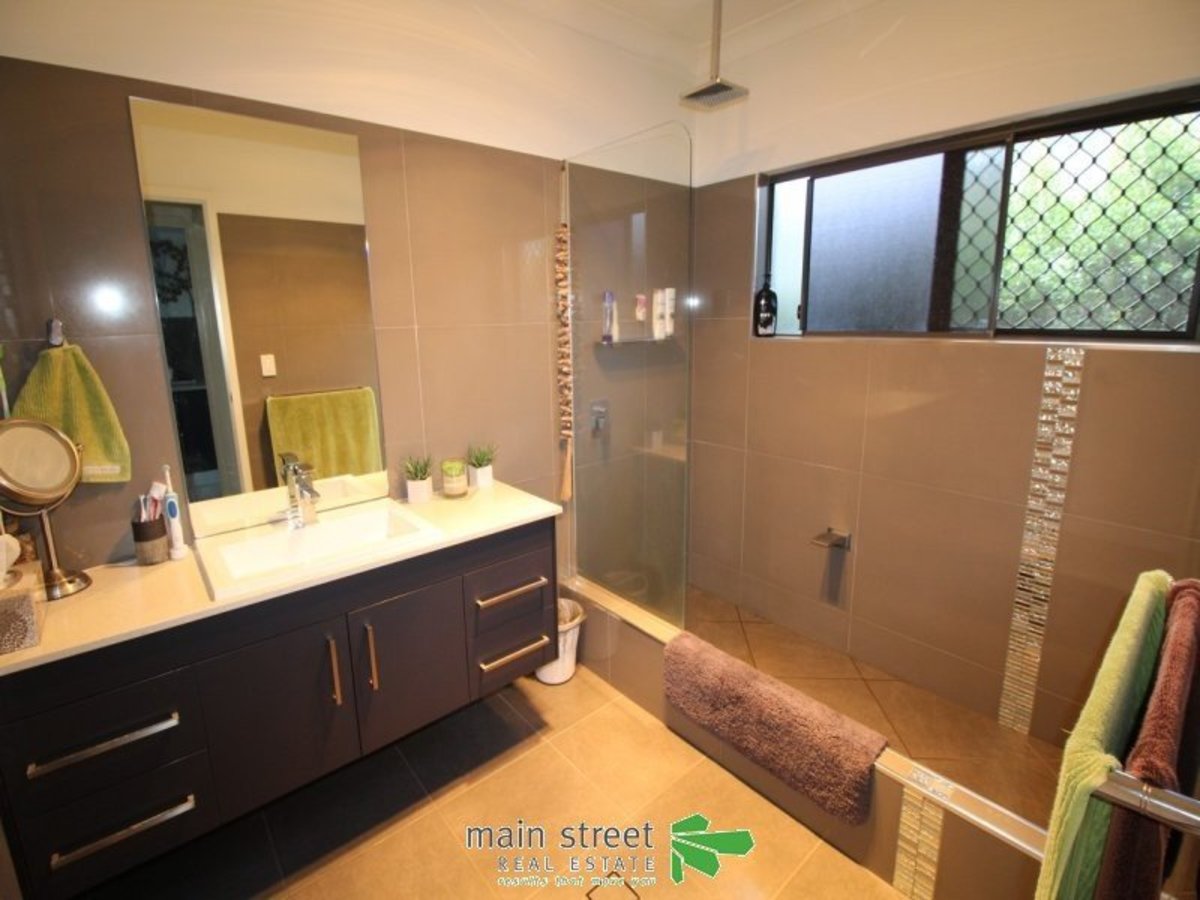 17 Wensley Avenue, Yungaburra