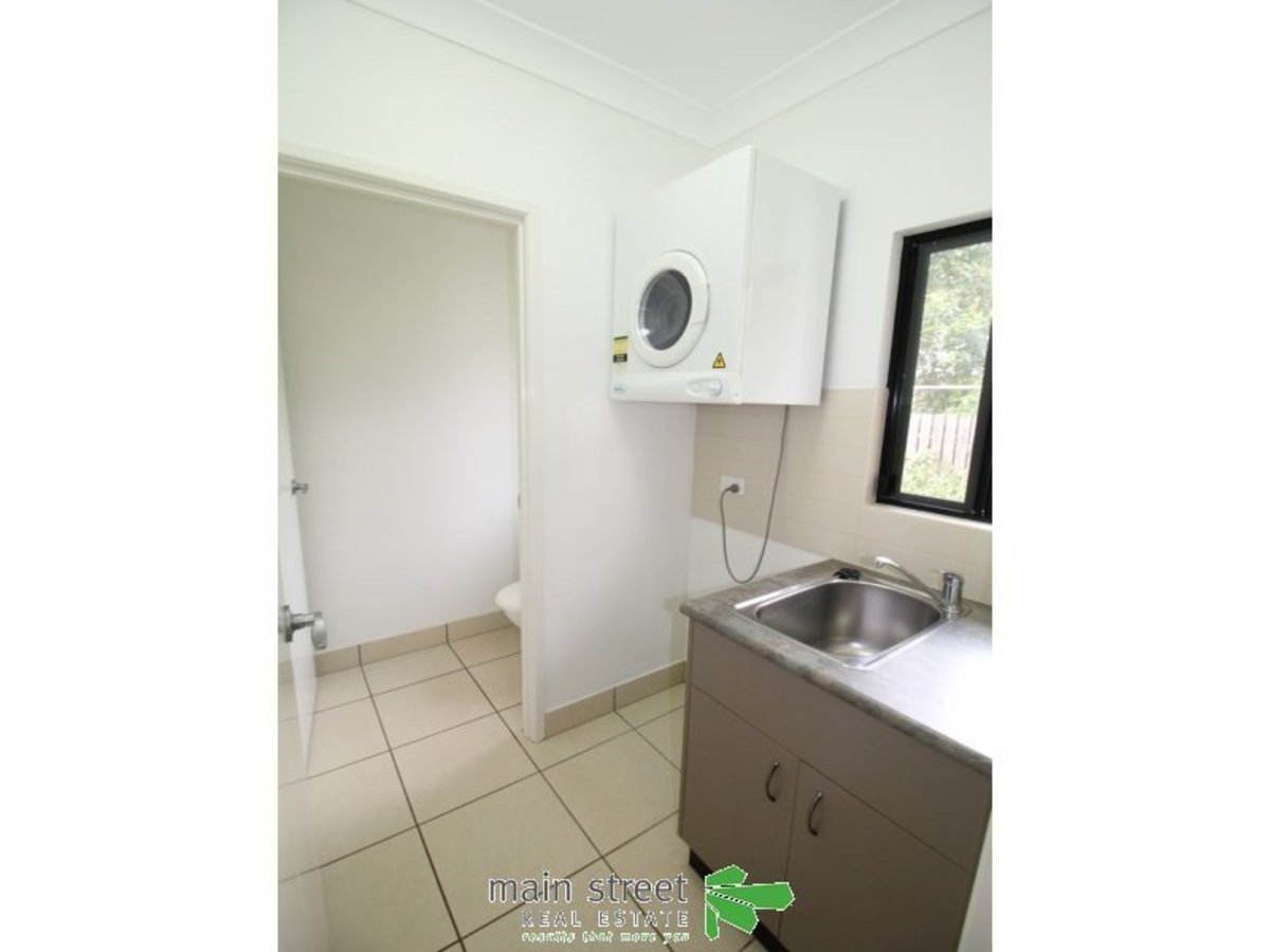 3 / 33-35 Tower Avenue, Atherton
