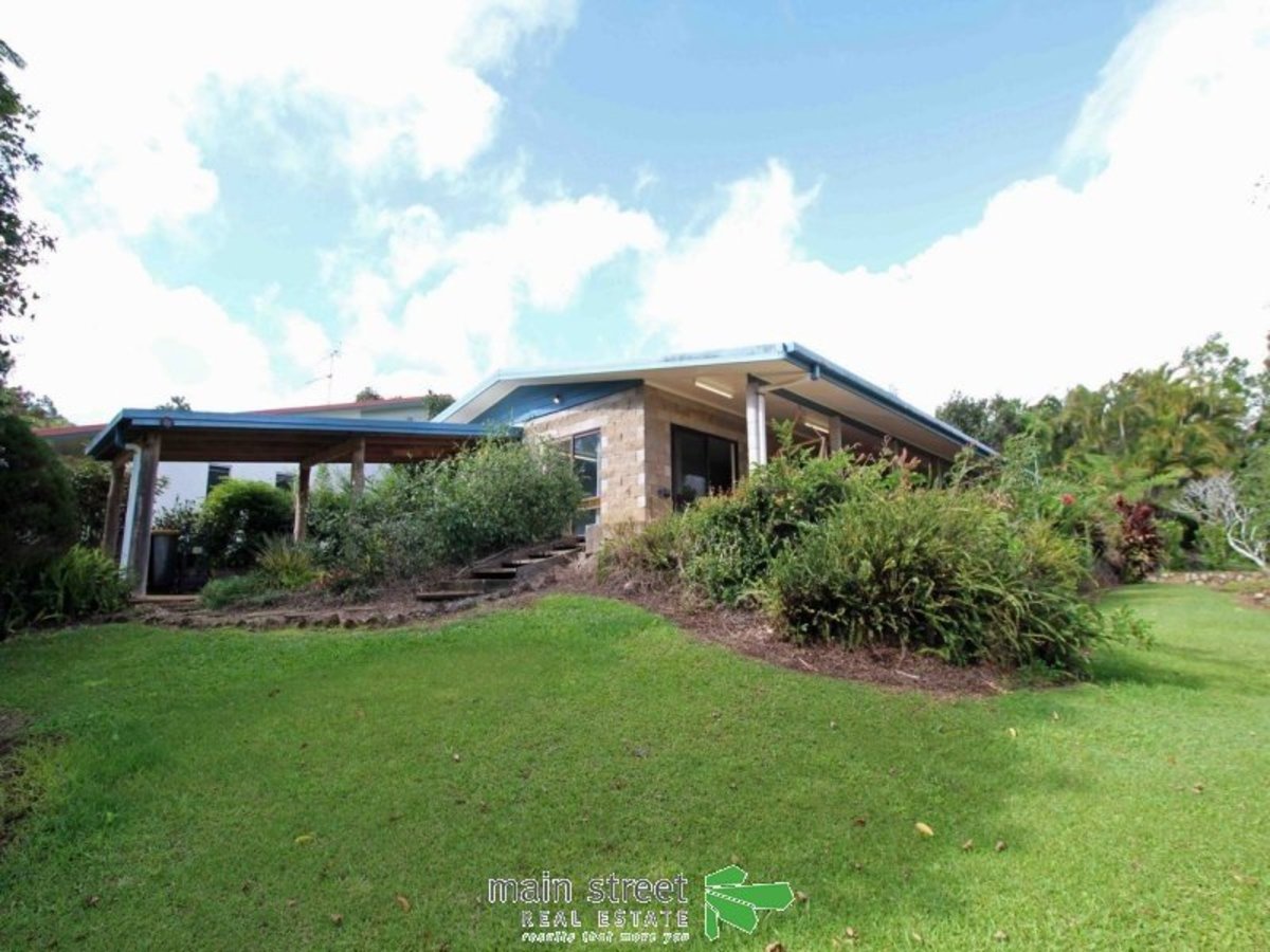 10 Danbulla Crescent, Atherton